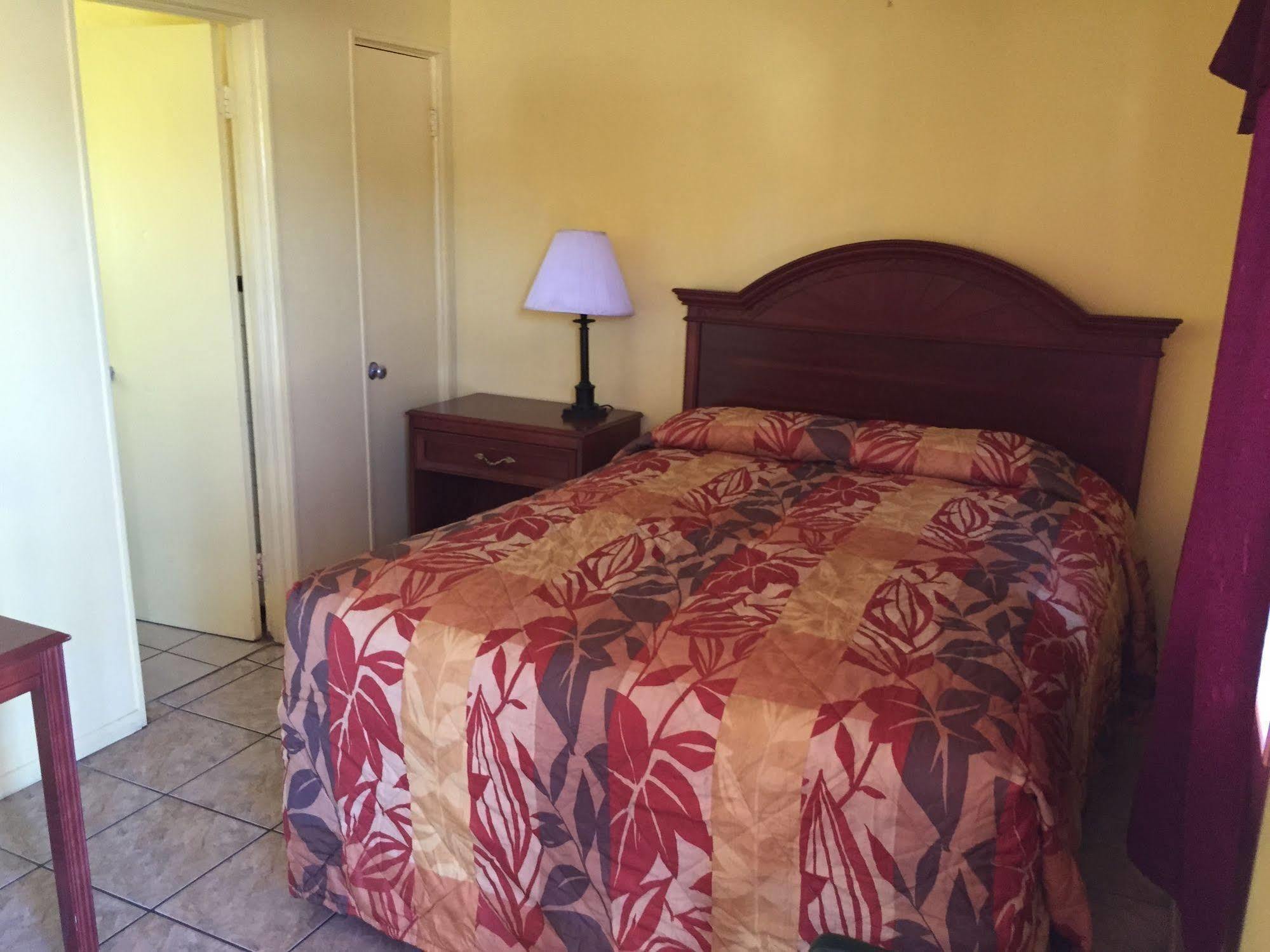 Twi Light Motel Holly Hill Extérieur photo